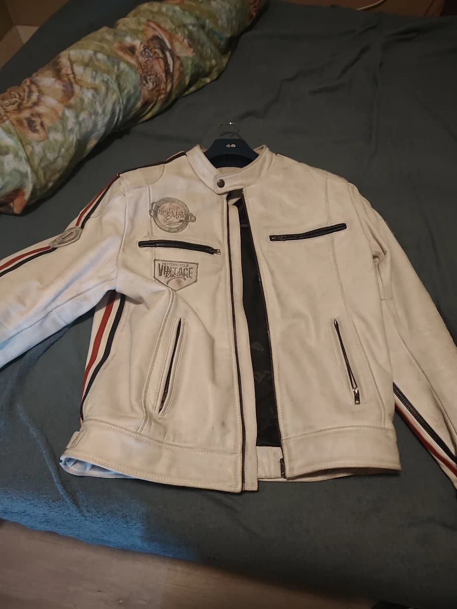 Blouson — photo 1 sur 4