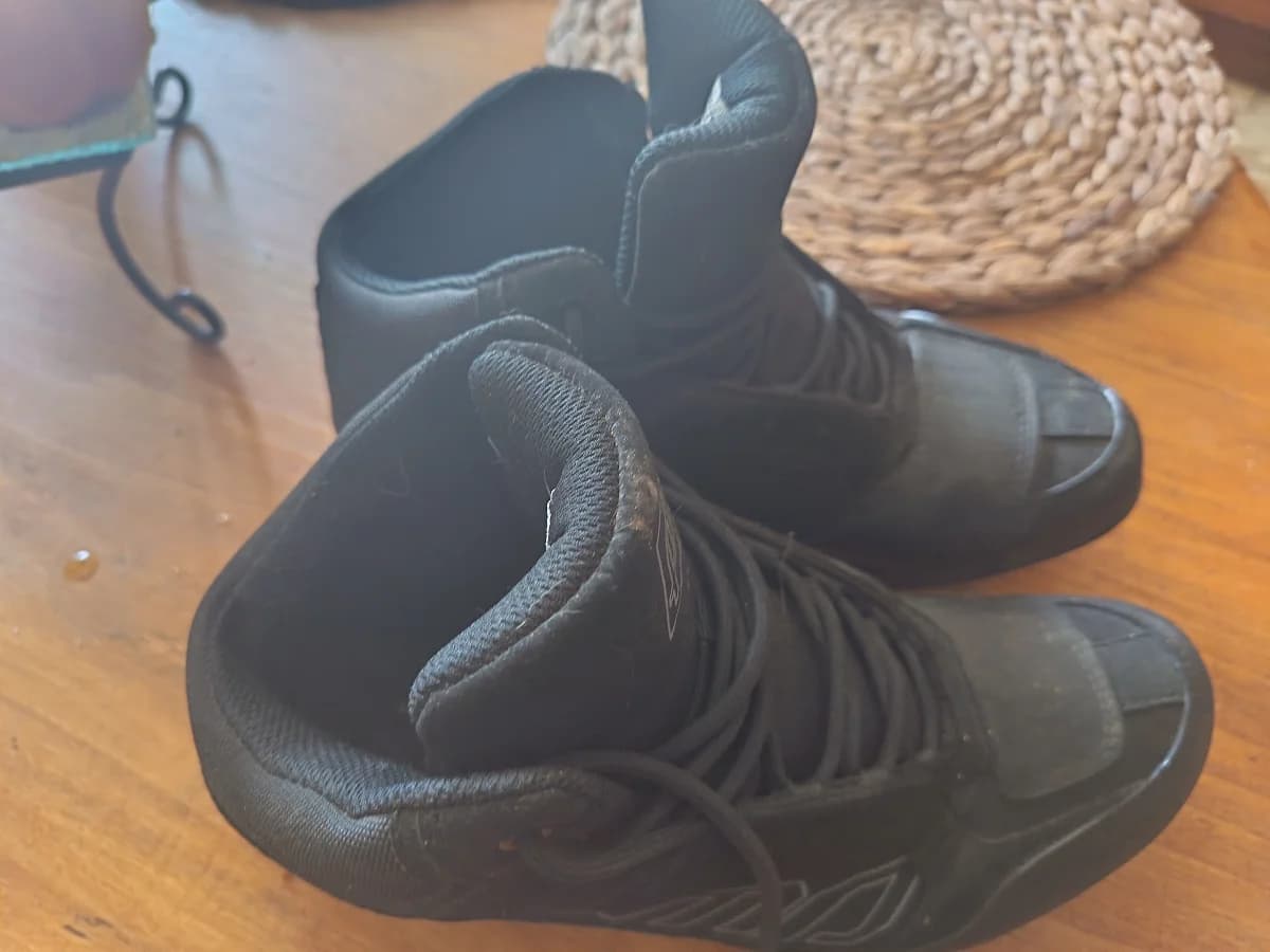 Boots moto — photo 1 sur 2