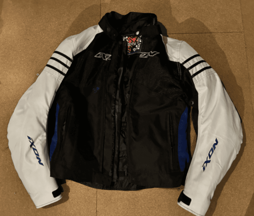 Ixon Blousons & vestes — photo 1 sur 4